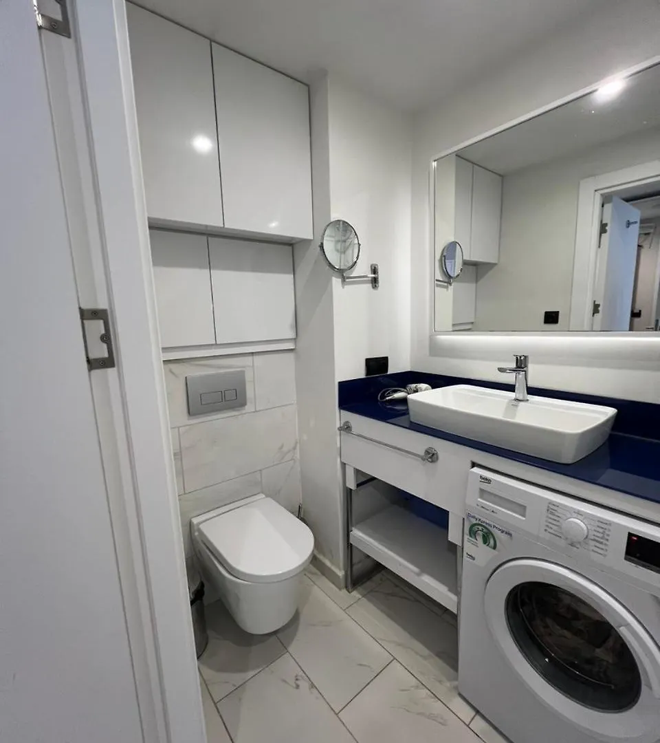 Aparthotel Seasonal - Beautiful Apartments Near The Sea - Orbi City N1 Batumi