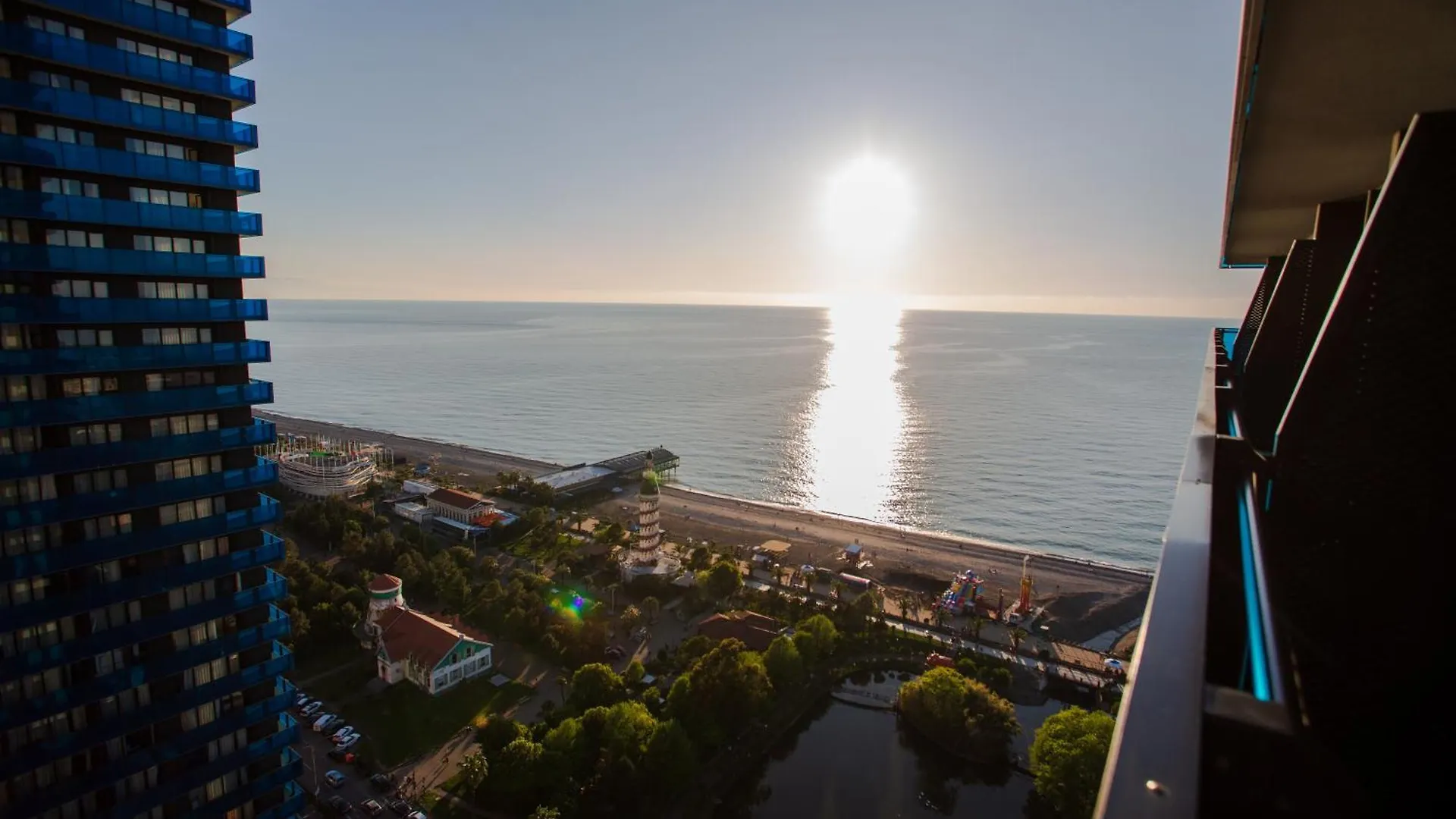 Seasonal - Beautiful Apartments Near The Sea - Orbi City N1 Batumi 0*,