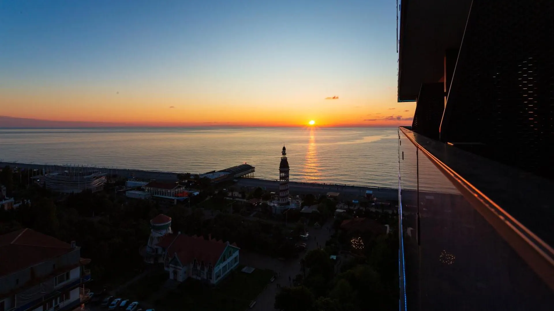 Seasonal - Beautiful Apartments Near The Sea - Orbi City N1 Batumi Aparthotel